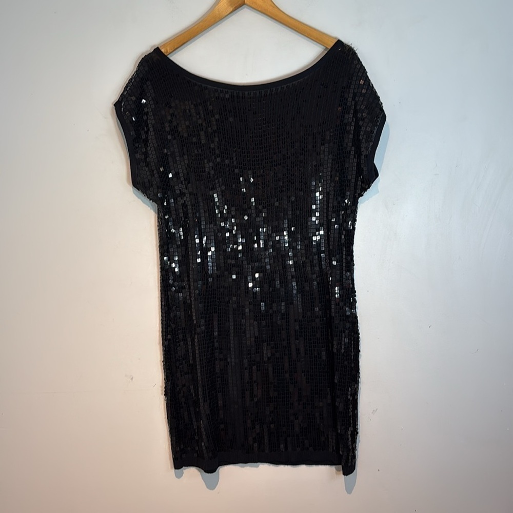 BEBE Black Sequin shift Dress short sleeves size medium - Picture 10 of 12